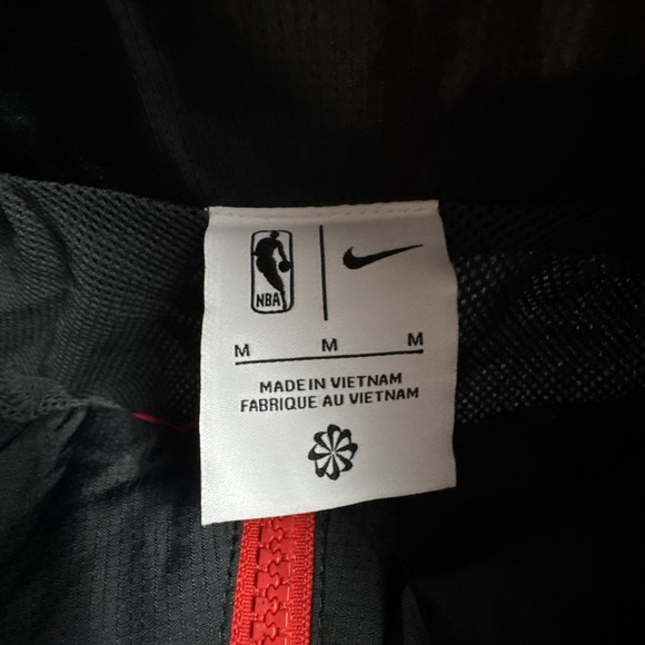 Nike Brooklyn Nets Windbreaker Jacket Women's Medium M City Edition Retro New - Picture 7 of 11